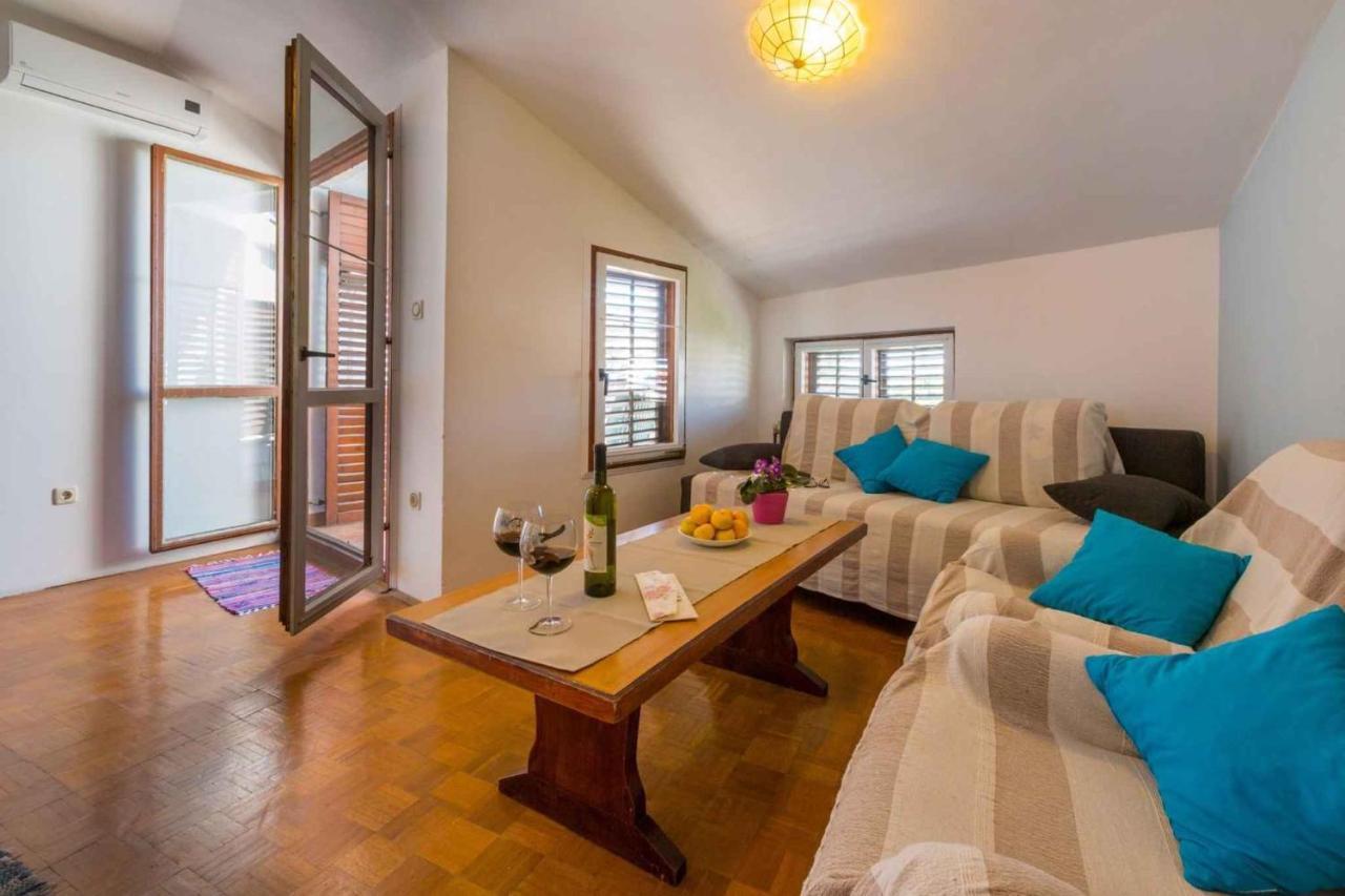 Apartment In Crikvenica 5600 Exterior photo